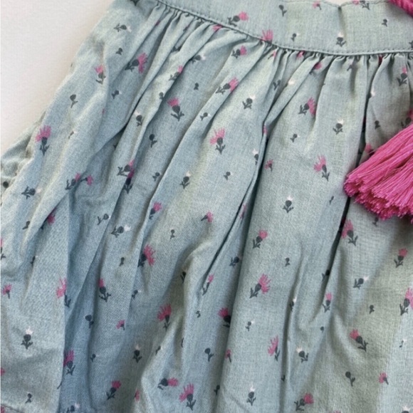 Wild and Gorgeous Floral Skirt - Picture 4 of 5